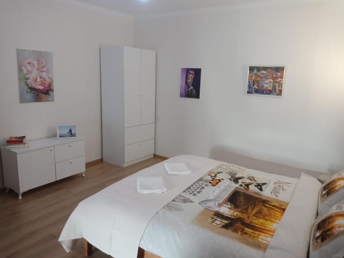 Kacharava Apartments Τυφλίδα Εξωτερικό φωτογραφία