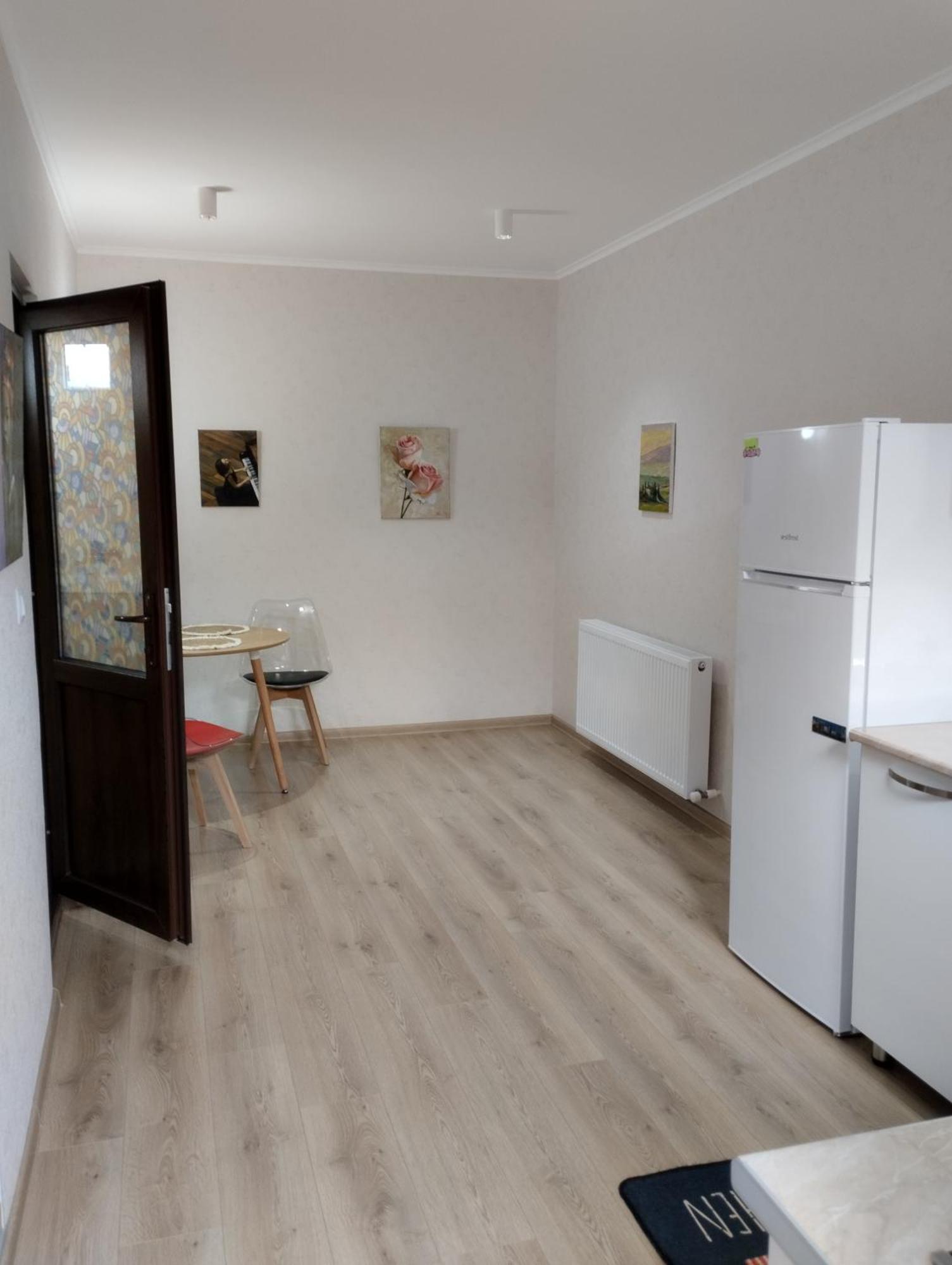 Kacharava Apartments Τυφλίδα Δωμάτιο φωτογραφία