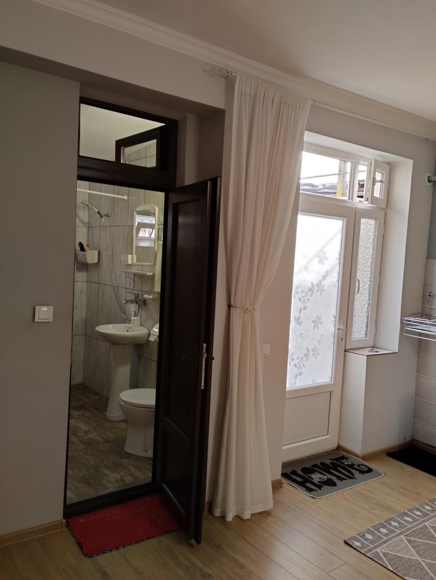 Kacharava Apartments Τυφλίδα Εξωτερικό φωτογραφία